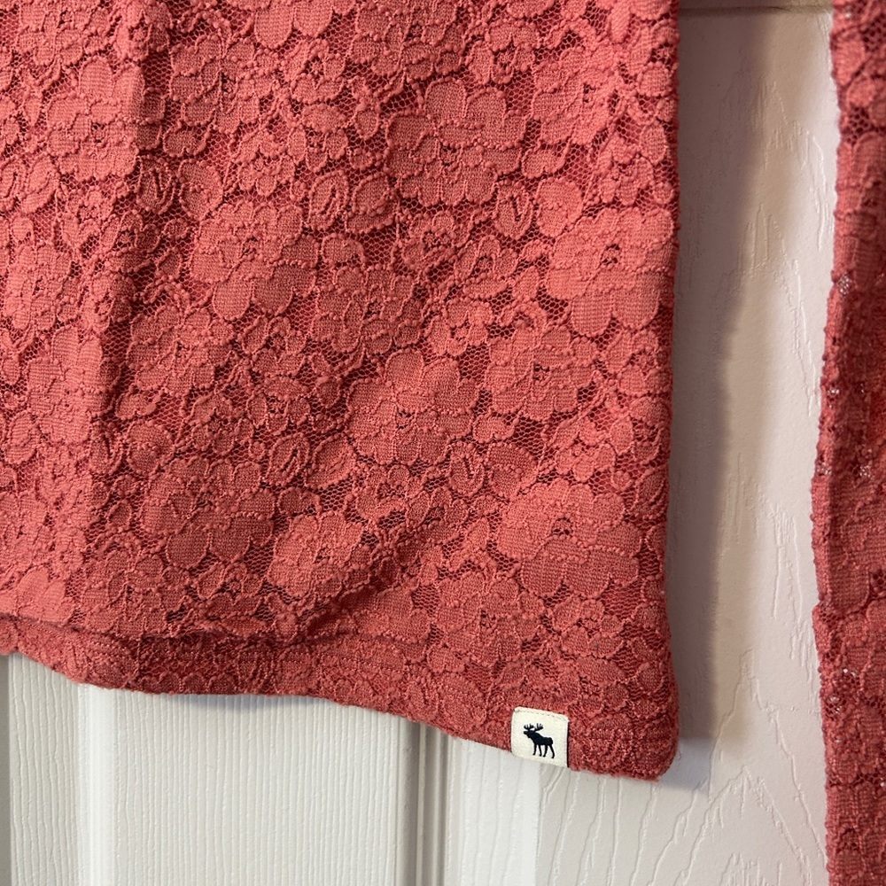 Abercrombie Kids Tween Girls Long Sleeve Square Neck Lace Top 11/12 Coral Peach - Picture 3 of 7